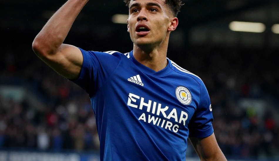 Data Void in Football Analysis: Can Blockchain Offer a Solution?